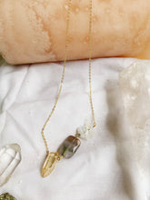 Load image into Gallery viewer, Sahara Crystal Necklace