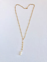Load image into Gallery viewer, Nina Freshwater Pearl Wand Necklace